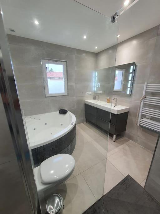 Confort Et Style Maison Cosy 3 Chambres Narbonne Luaran gambar